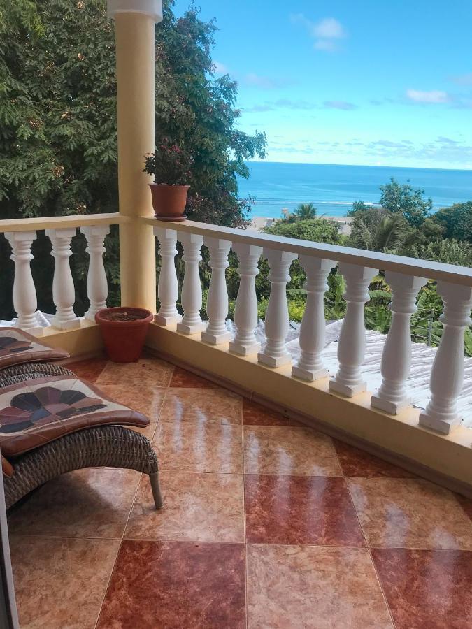 Seybreeze Villa Anse Royale Luaran gambar